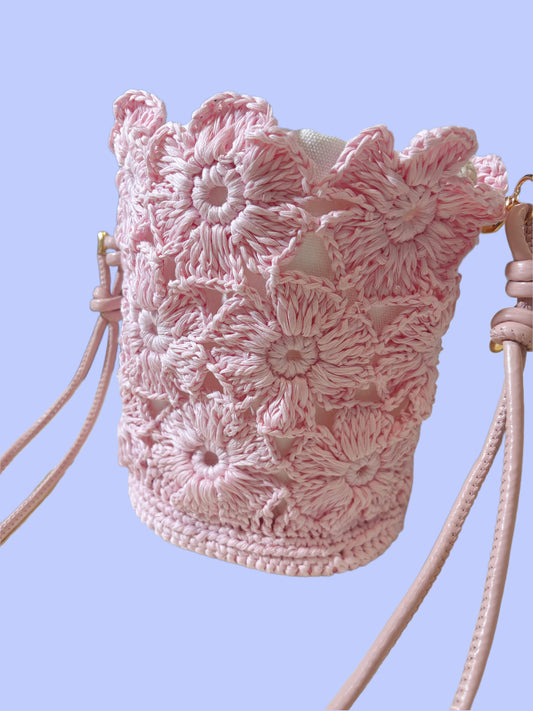 Raffia  flower crochet bag