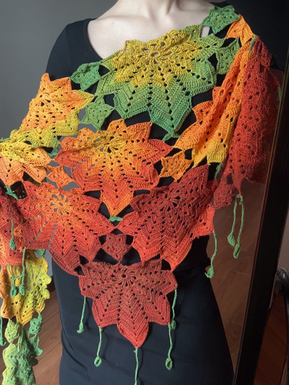 Handmade shawl - maple leaf
