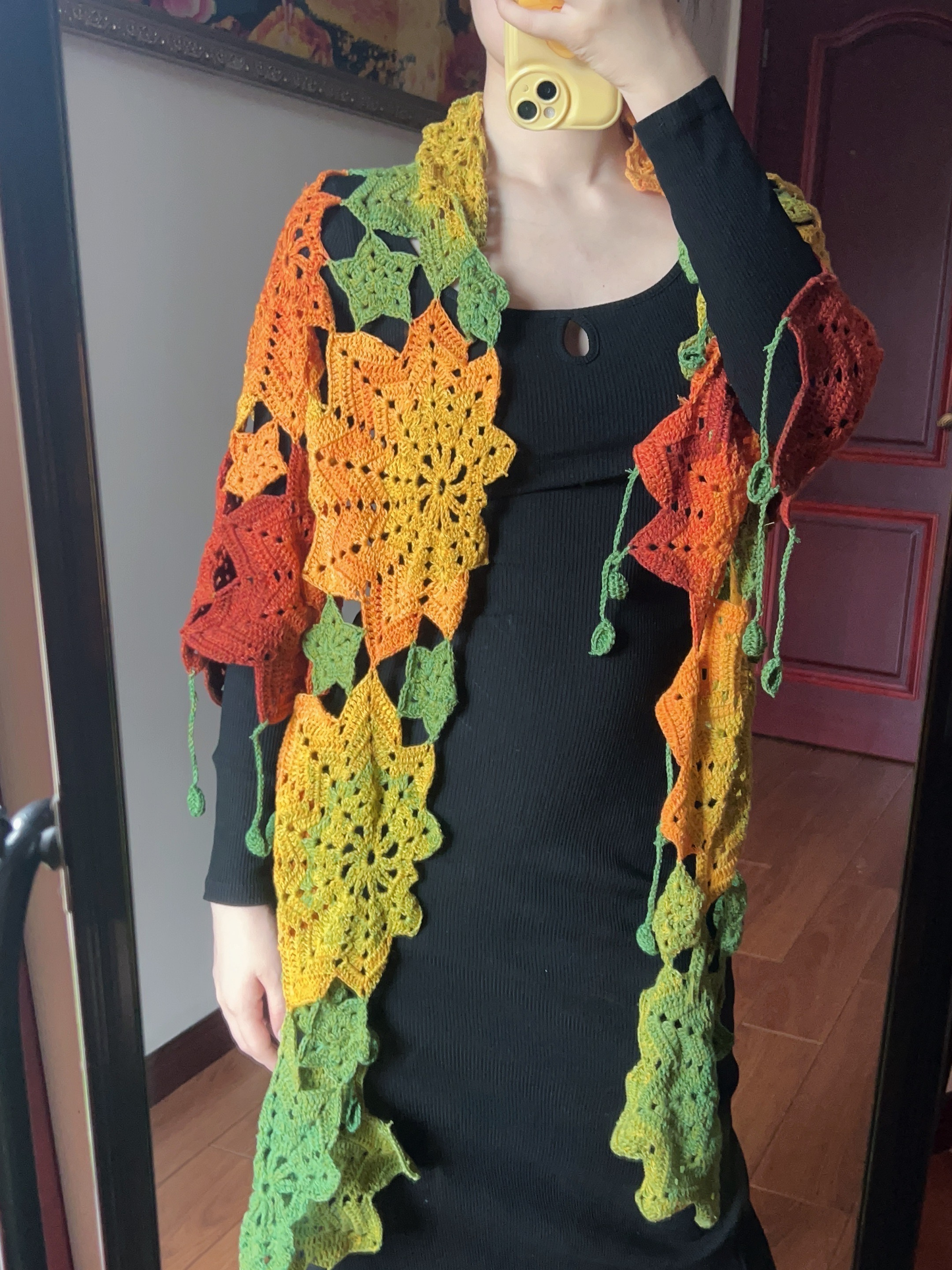 Handmade shawl - maple leaf